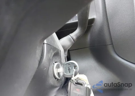 2019 Chevrolet Silverado 1500 Custom из США, поврежденный, VIN 1GCRYBEH3KZ405326